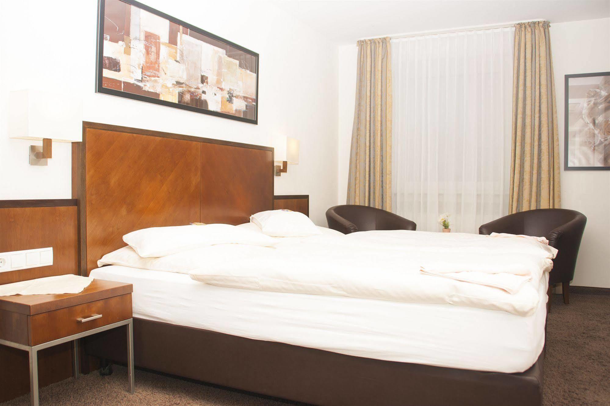 Hotel Zum Adler Bonn Dış mekan fotoğraf